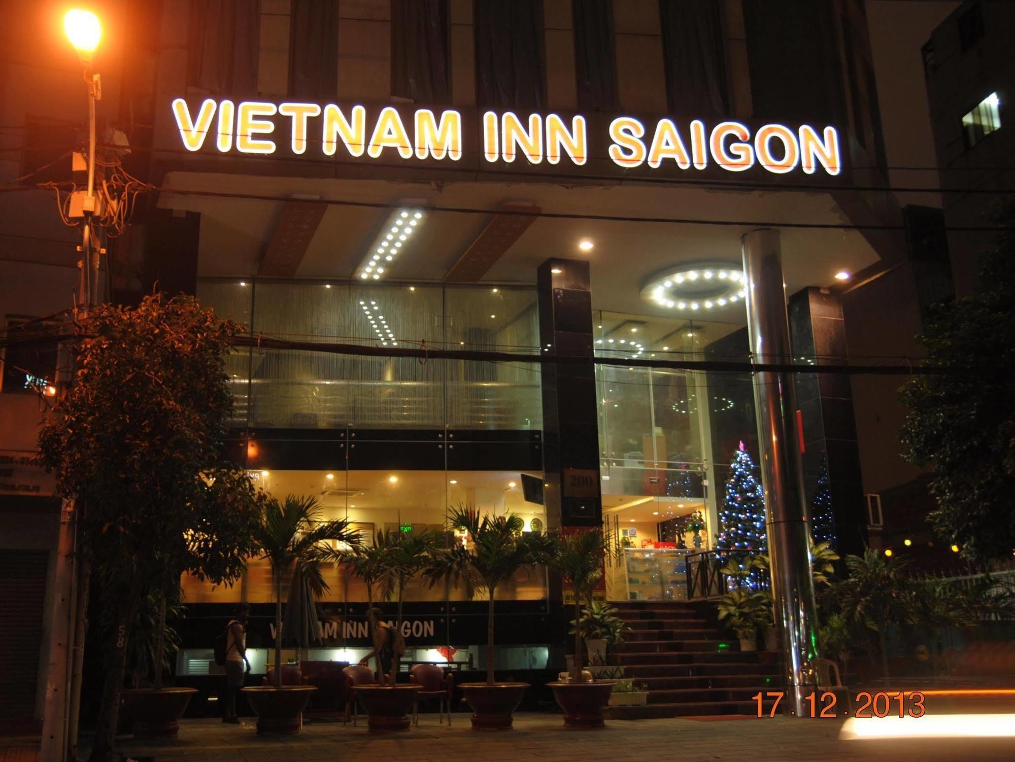 Vietnam Backpacker Hostels - Saigon Хошимін Екстер'єр фото