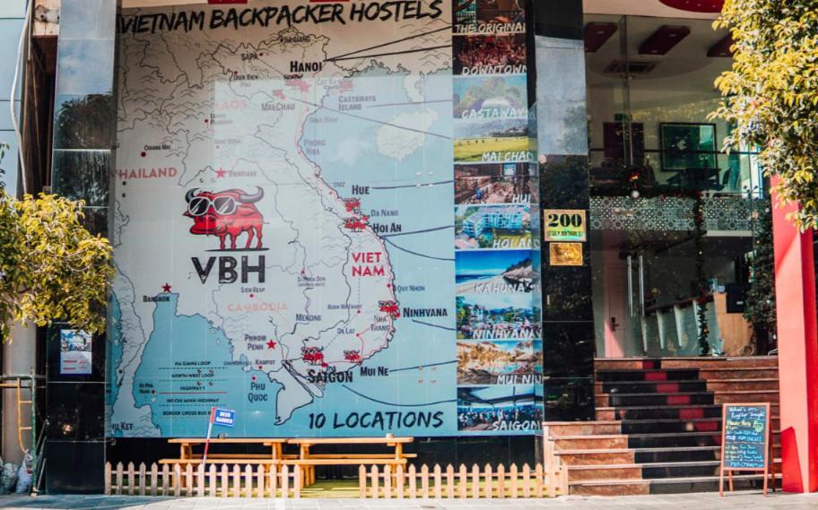 Vietnam Backpacker Hostels - Saigon Хошимін Екстер'єр фото